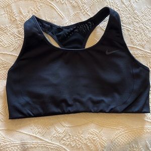 NIKE sports bra